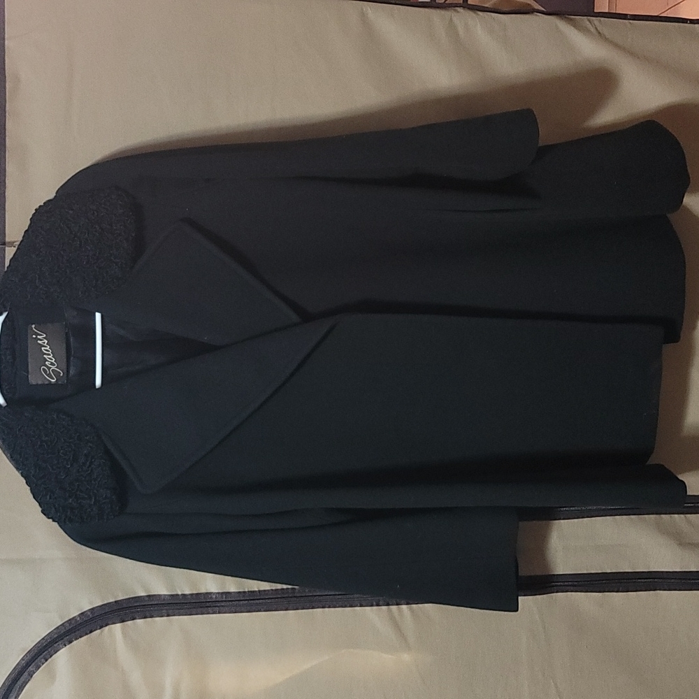 Arnold Scaasi Black Camel Collar Fine Wool Coat Sz. 4